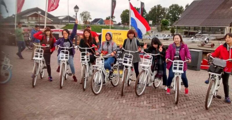 Giethoorn: Bike Rental - Good To Know
