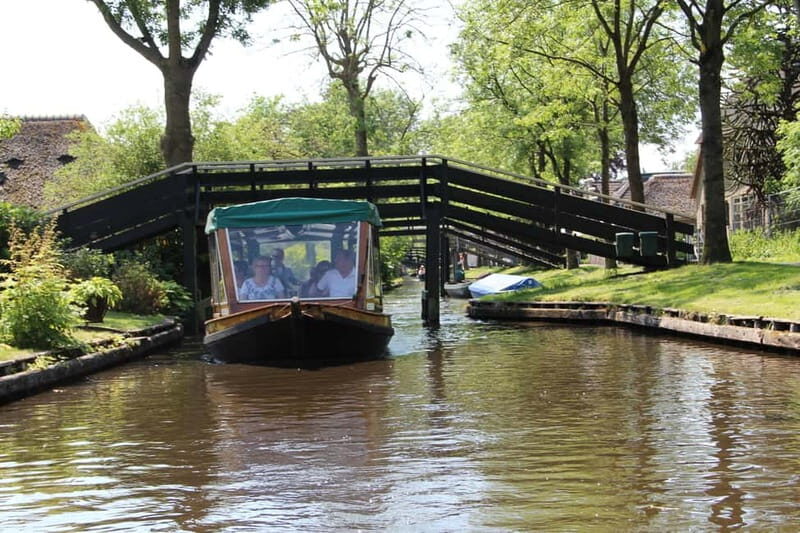 Giethoorn: Canal Cruise & lake Tour & Sightseeing Village - The Itinerary: A Closer Look