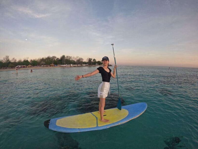 Gili sunrise stand-up paddle boarding (drone photoshoot) - Key Points