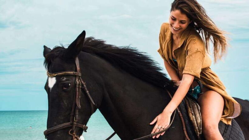 Gili Trawangan: Beach Horseback Riding with Pickup Hotel - Key Points