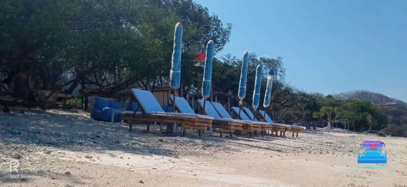 Gili Trawangan: The Beach Bar - Sunbed with Cocktail & Chill - FAQs