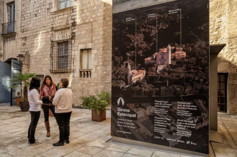 Girona Art Museum: Skip-the-Line Entry Ticket & Audio Guide - Temporary Exhibitions