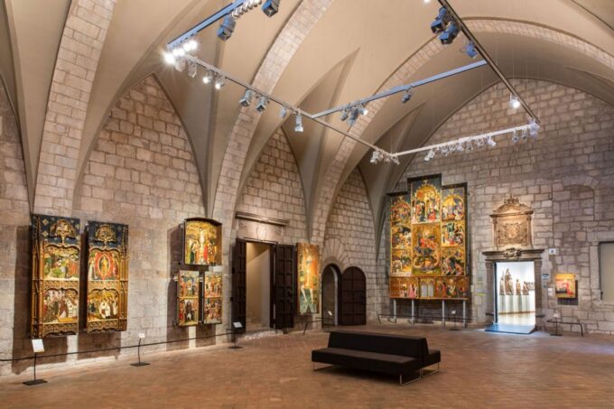 Girona Art Museum: Skip-the-Line Entry Ticket & Audio Guide - What to Bring