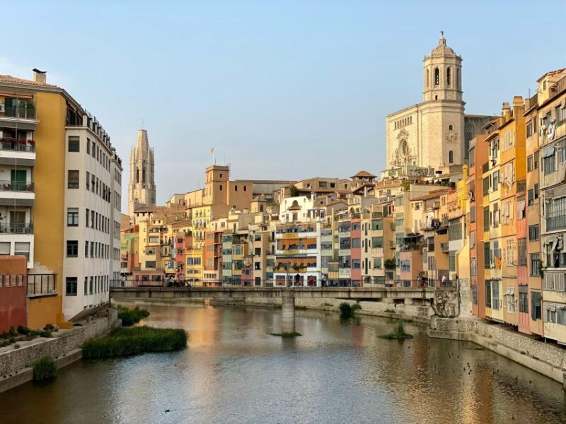 Girona: Essential Audio Tour at Your Own Pace [Spanish] - Key Stops on the Tour