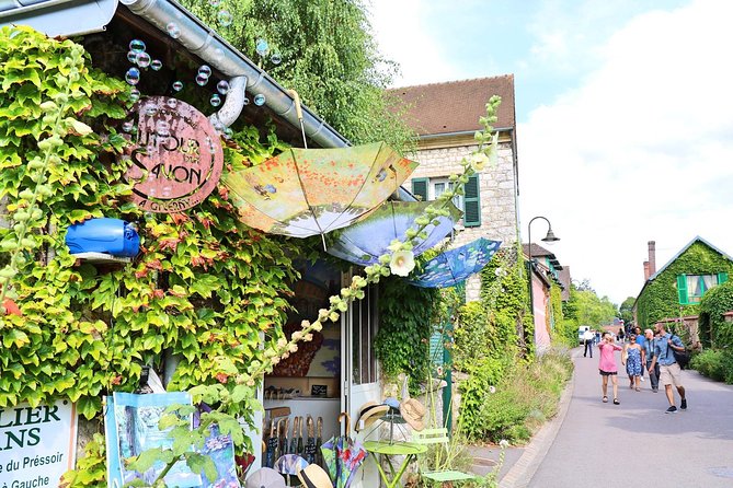 Giverny and Monets Garden Half-Day Trip From Paris - Reviews