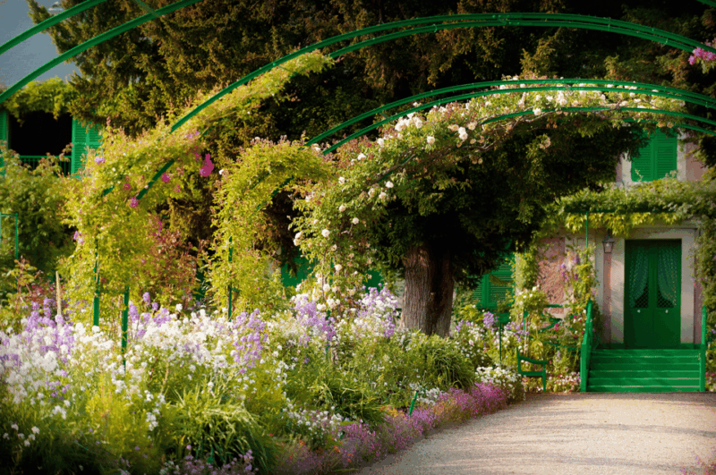 Giverny: Monets House & Gardens Private Guided Tour +Ticket - Key Points