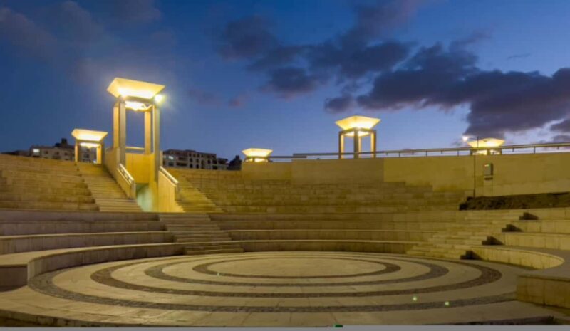 Giza: Pyramids, Museum of Civilization and Old Cairo, Bazaar - Practical Details and Value