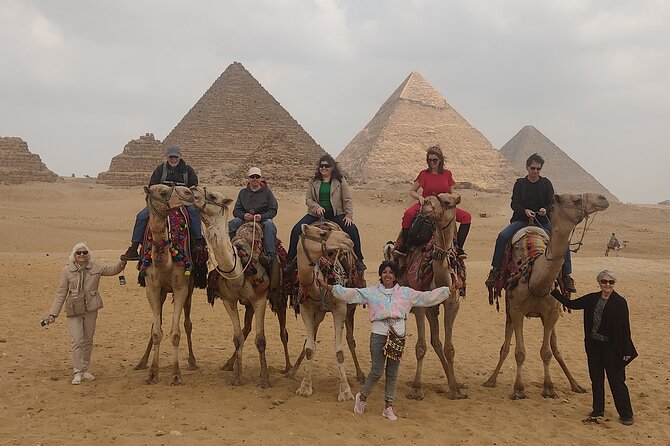 Giza Pyramids/Saqqara Pyramids/Memphis - Exploring the Giza Pyramids