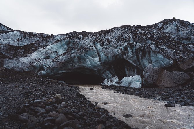 Glacier Encounter in Iceland - Navigating the Icy Terrain
