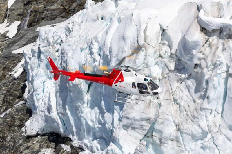 Glacier Explorer & Earnslaw Burn Helicopter Flight - An In-Depth Look at the Helicopter Glacier Tour
