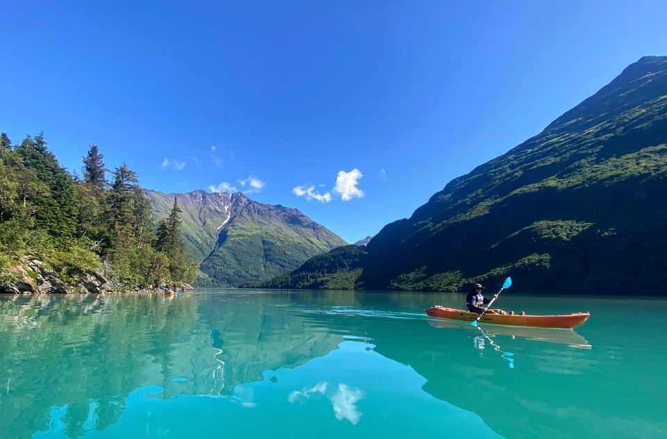 Glamping & Kayaking on Glacial Grant Lake in Wild Alaska - Glamping Experience
