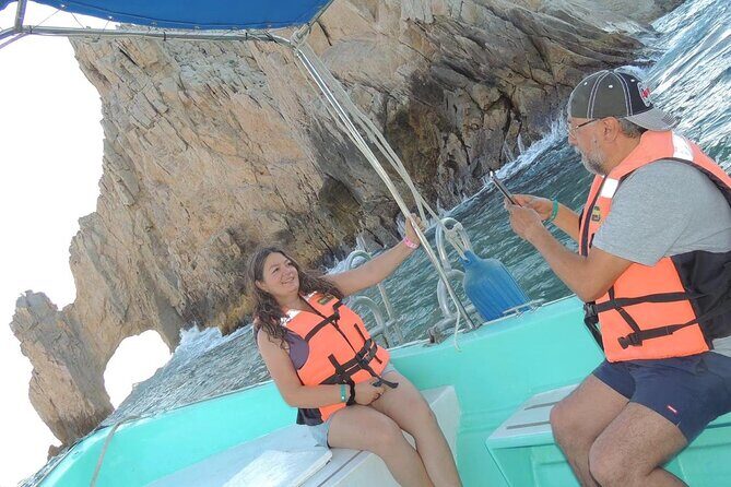 Glass Bottom Boat To the Famous Arch Of Cabo - What You Can Expect from the Glass Bottom Boat Tour
