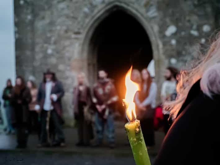 Glastonbury Day Tour - 'The Quest' - Magdalene, King Arthur - Uncovering the Resting Place