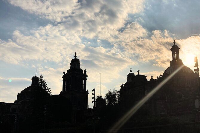 Glimpse MX City: Local Eats, Flower Market & Historic Streets - FAQ