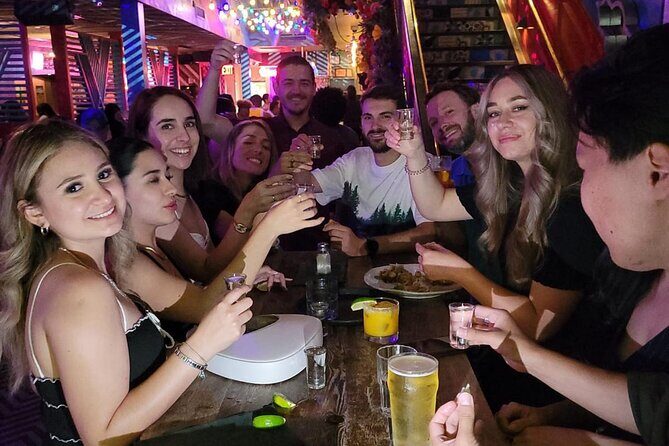 Glitz Glamor and Gangsters Hell's Kitchen Bar Tour NYC - Key Points