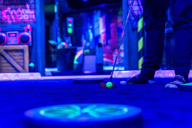 Glow In The Dark Mini Golf Course in Maribor - Key Points