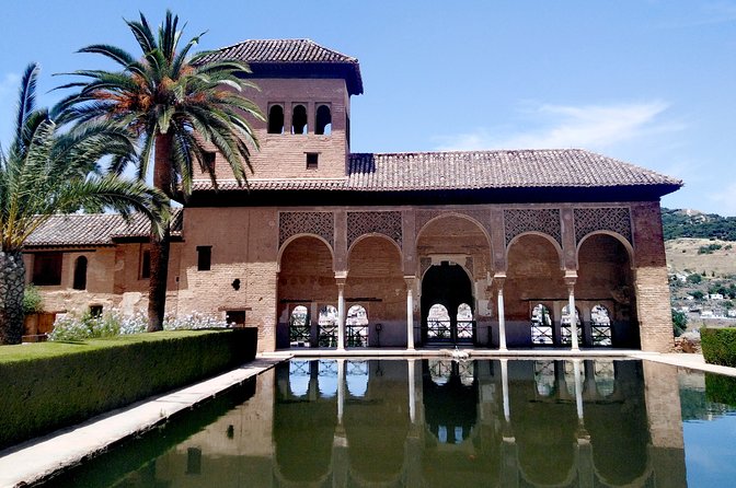 Going to Alhambra? 3 Hrs Private Tour! Skip the Long Lines to Visit the Alhambra - Traveler Reviews