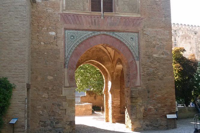 Going to Alhambra? 3 Hrs Private Tour! Skip the Long Lines to Visit the Alhambra - Tour Recommendations
