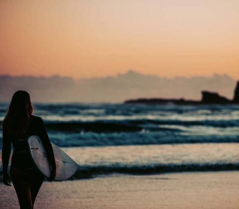 Gold Coast: Adult Group Surf Lesson (16+) - Key Points