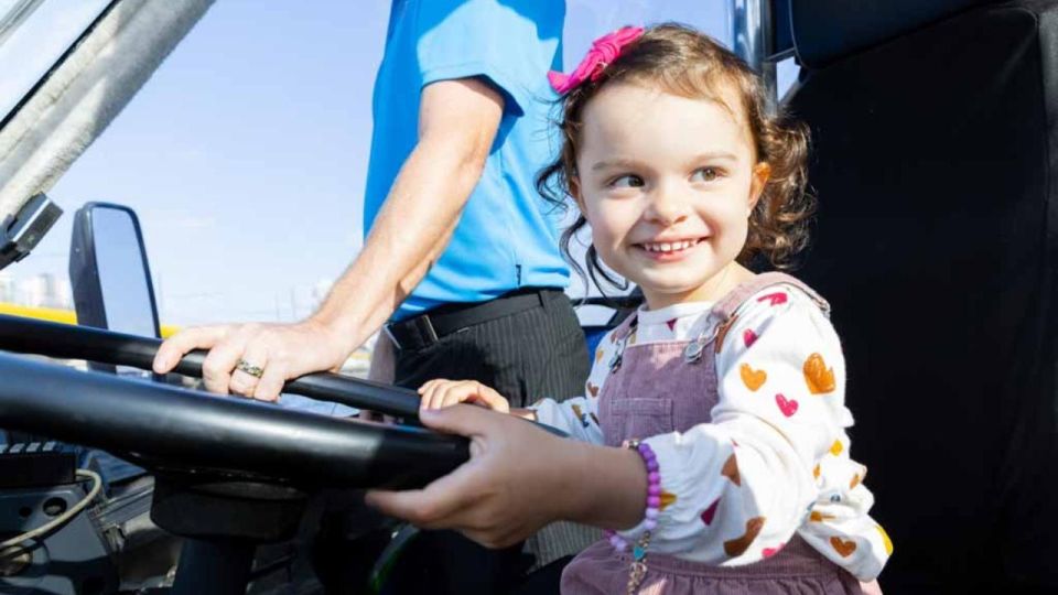 Gold Coast: Aquaduck City Tour and River Cruise - Safety and Accessibility