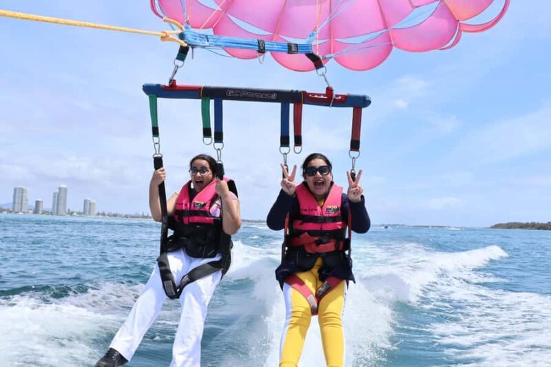 Gold Coast: Parasailing in Surfers Paradise with Free Photos - A Closer Look at the Parasailing Experience