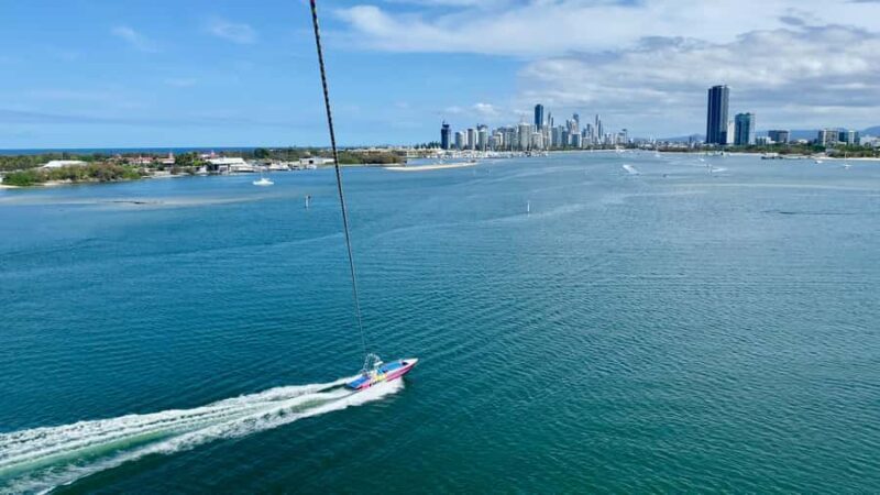 Gold Coast: Parasailing in Surfers Paradise with Free Photos - Why This Tour Is a Good Choice
