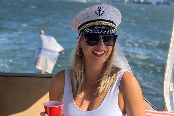 Gold Coast Private Skippered Limo on the Water Canal Cruise - Exploring the Gold Coast From the Water