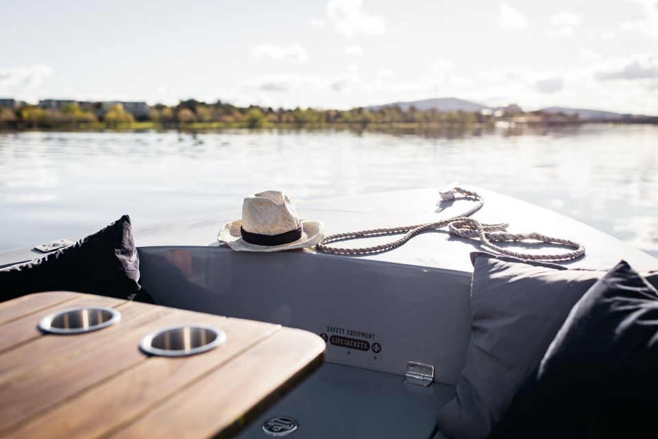 Gold Coast: Self-Guided Eco Boat Rental From Isle of Capri - Key Points