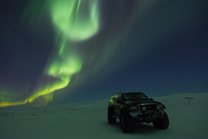 Golden Circle, Glacier & Northern Lights/Midnight Sun / Guided Private Tour - Highlights