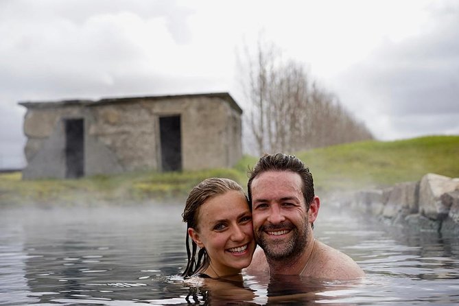 Golden Circle, Secret Lagoon and Tomato Greenhouse Lunch Tour - Frequently Asked Questions
