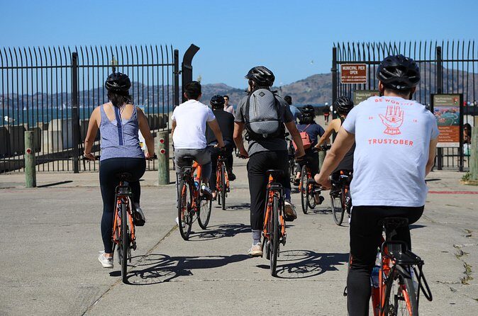 Golden Gate Bridge Bike Rental with Sausalito Ferry Return - Who Should Consider This Tour?