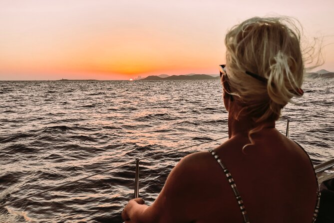 Golden Horizons: Private Sailboat Sunset Sail in Ibiza - Traveler Recommendations