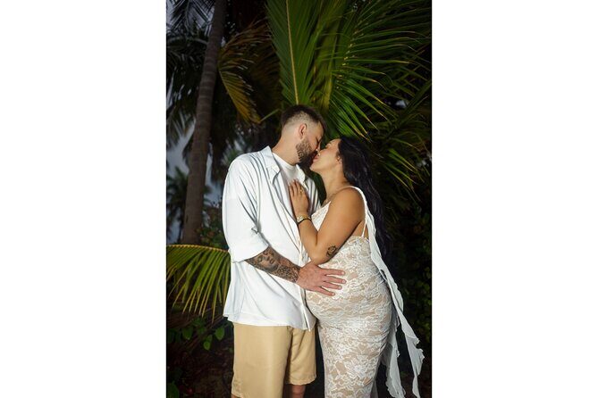 Golden Hour Beach Photo Shoot in San Juan - FAQs