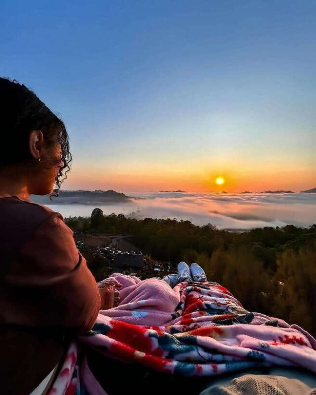 Golden Sunrise Trek & Hot Springs Escape - All Inclusive - A Detailed Look at the Experience