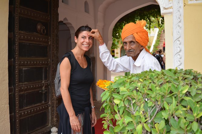 Golden Triangle Tour With Ranthambore Jungle Safari - Pickup and Transportation Details
