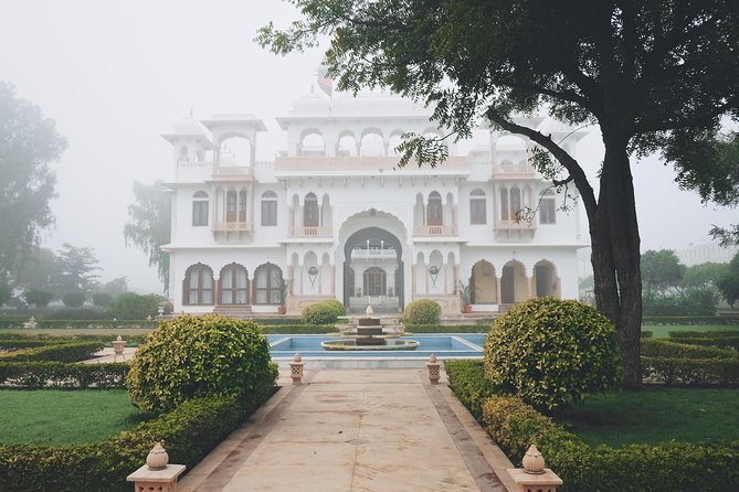 Golden Triangle With Wildlife and Royal Castle Stay - Marveling at the Taj Mahal