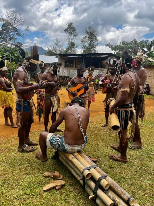Goroka: Kameufa village tour with traditional dance - Practical Considerations