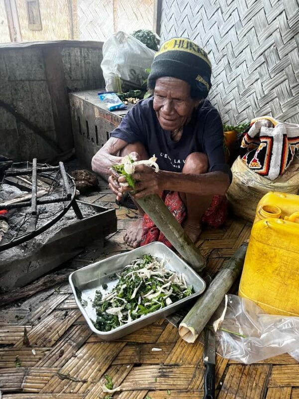 Goroka: Kameufa village tour with traditional dance - FAQ