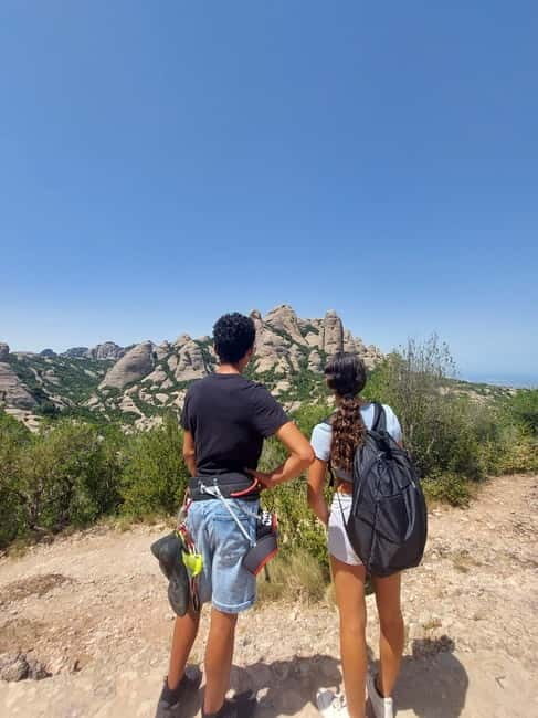 Gorros de Montserrat: climb and enjoy the magical mountain from its peaks. - Experience Overview