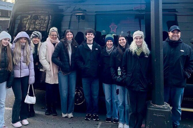 Gossip Girl Tv Locations Bus Tour in New York City - What to Expect from the Gossip Girl TV Locations Bus Tour in NYC  