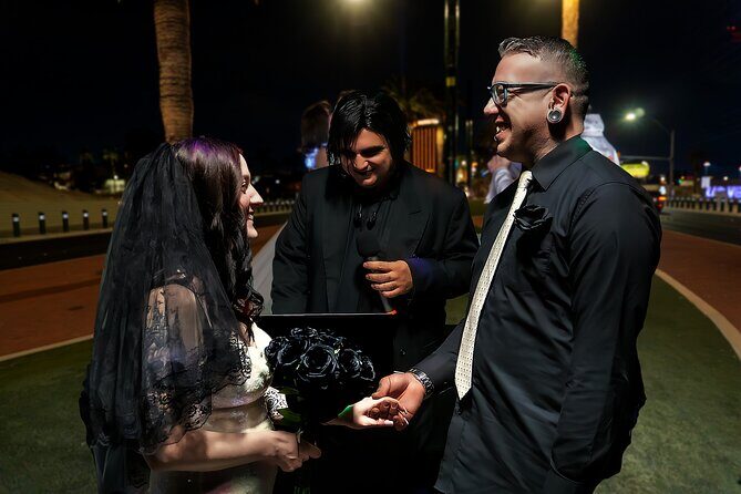 Goth Wedding or Vow Renewal at Vegas Sign with Props and Photos - How It Works and Practical Tips