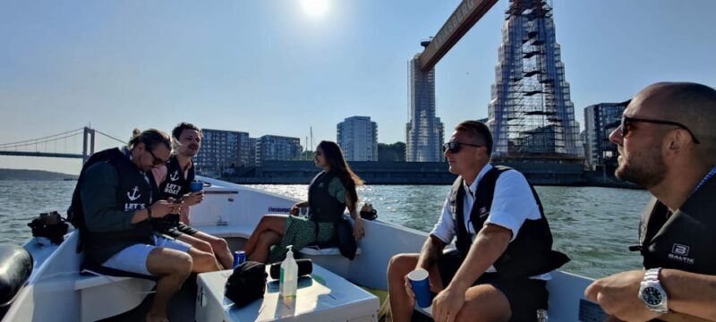 Gothenburg city center: Electric selfdrive boat tour - An Honest Look at the Electric Self-Drive Boat Tour in Gothenburg