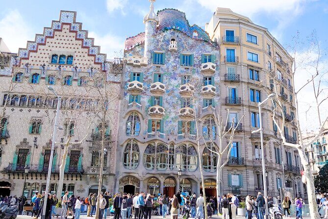 Gothic Quarter and Gaudí Small-Group Tour - Who Is This Tour Best For?