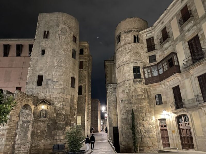 Gothic Quarter and Old City - Exploring the Gothic Quarter