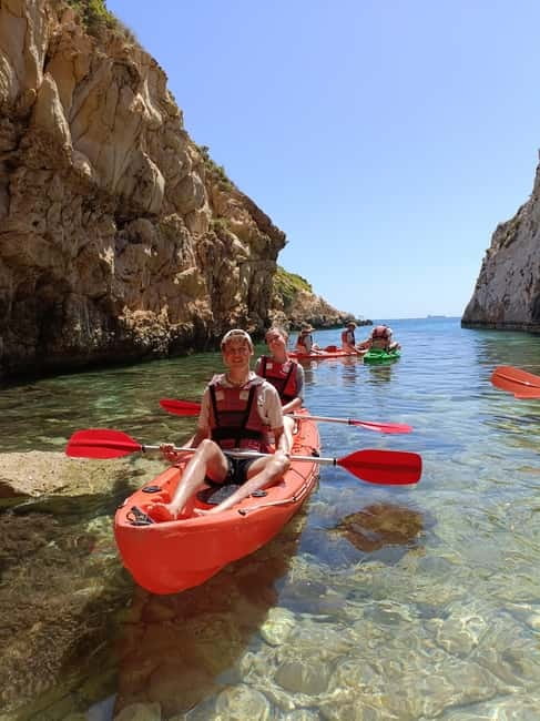 Gozo: 1 Hour Kayak plus +Cave Tour + Drop off Blue Lagoon - Frequently Asked Questions