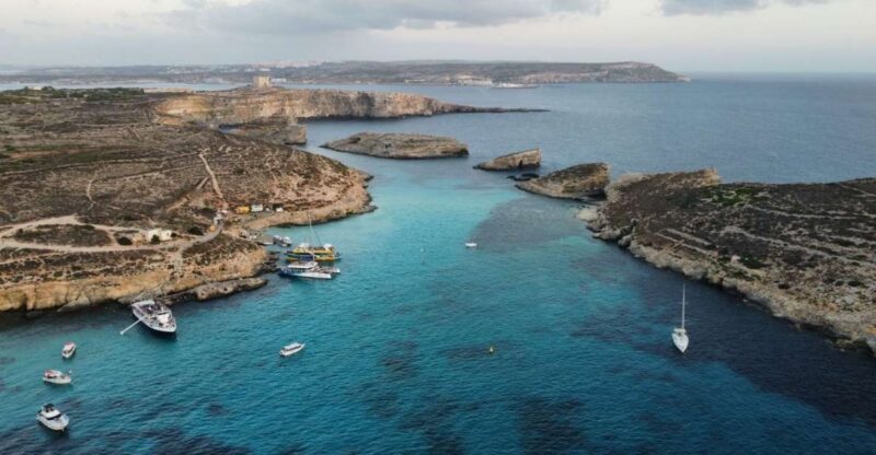 Gozo: Cominos Blue Lagoon Roundtrip Speedboat Transfer - Itinerary and Experience