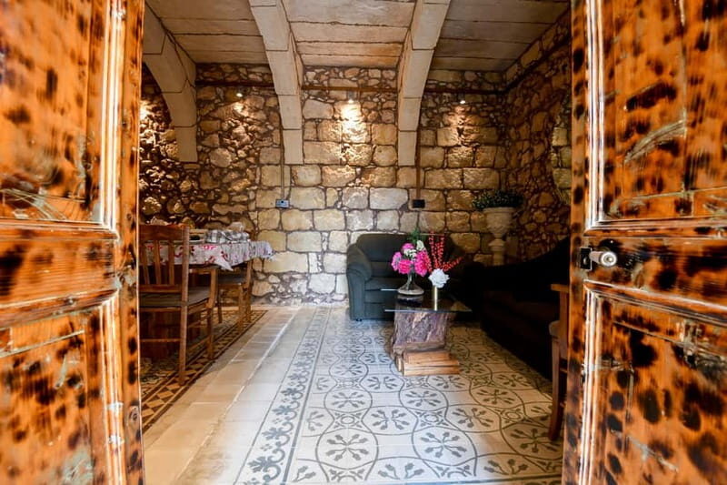 Gozo: Traditional and Local Breakfast in a Historic building - What Makes This Tour Stand Out