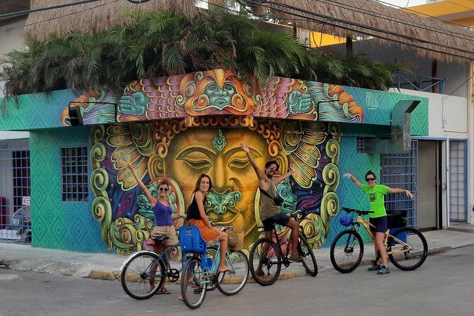 Graffitis & Munchies biketour Playa del Carmen - Exploring Playa del Carmen’s Street Art on Two Wheels