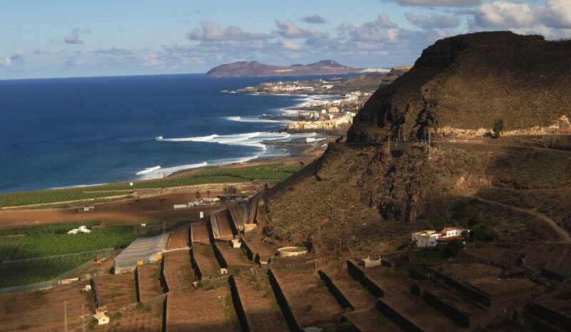 Gran Canaria: Grand Island Tour by Bus With Transfers - Exploring the Volcanic Landscapes