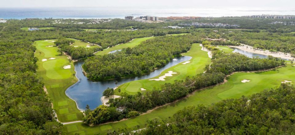 Gran Coyote Golf Course - Course Design and Layout